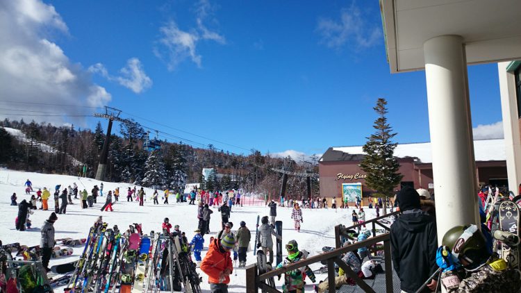大晦日なのでリフトも前日までの激混みに比べれば余裕