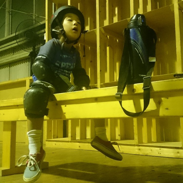 開始10分、早々にやる気がなくなるじょにー