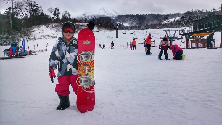 あまり滑ってないけど写真には笑顔で写るじょにーさん