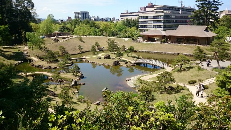 近年復元された玉泉院丸庭園